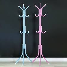 شماعه ملابس شديدة التحمل، حامل جواكيت معدني عملي مع 6 خطافات، رفوف جواكيت قائمة لغرفة النوم وغرفة المعيشة والمكتب لتعليق الملابس والطواقي والشنط، مقاس 42 سم × 1.65 متر